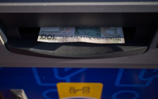 atm, 100 pln, buck-2923514.jpg